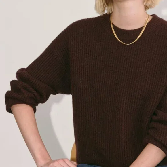 The Cocoon Crew in Wool Cashmere - Picture 4 of 10